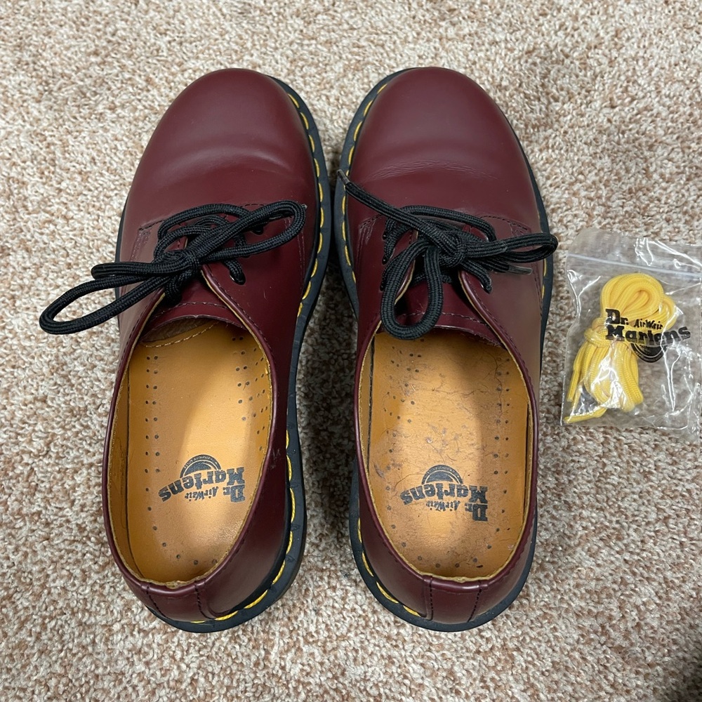Dr. Maarten red shoe. Purchased in Zurich, no box, yellow laces included. 4M/5L